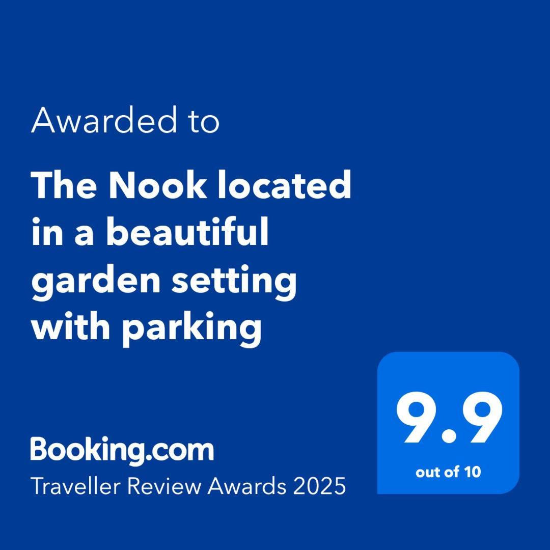 The Nook Located In A Beautiful Garden Setting With Parking Villa Stratford-upon-Avon Exteriör bild